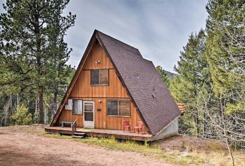 A-Frame Cabin with Mtn Views - 4 Mi to Cripple Creek! image 6