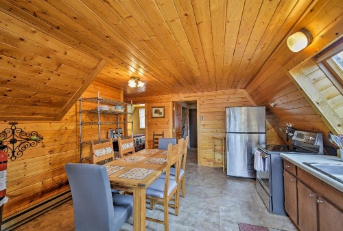 A-Frame Cabin with Mtn Views - 4 Mi to Cripple Creek! image 8